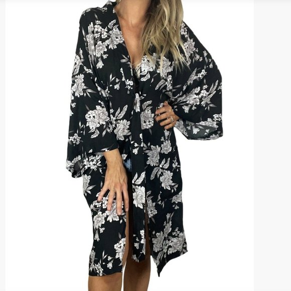 SPIRITUAL GANGSTER Maya Kimono floral one size